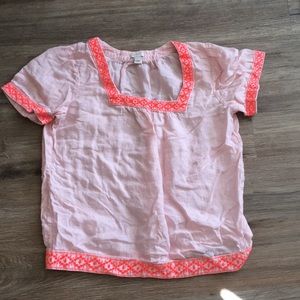 Coral, pink top. Square neck with beautiful stitching pattern.